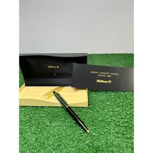 Pelikan K200 Ballpoint Pen Green-Marbled and Gold Trim
